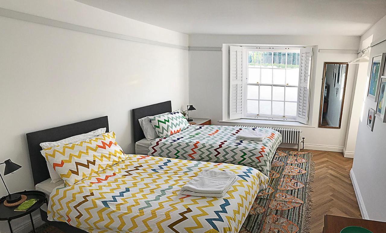 Ilfracombe Townhouse: Restored Historic Home 外观 照片