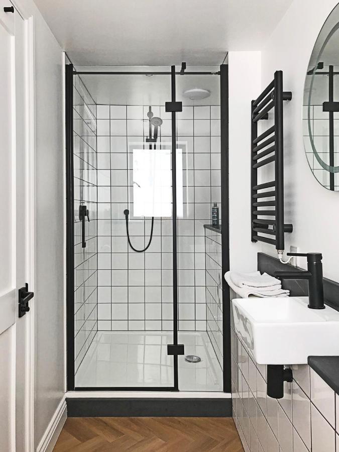 Ilfracombe Townhouse: Restored Historic Home 外观 照片
